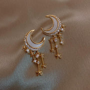 Boucles d'oreilles pour femmes en zircon cubique de lune et d'étoile en cristal brillant